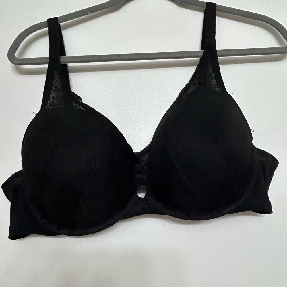 Torrid Black Star Push Up Plunge Bra 40C EUC